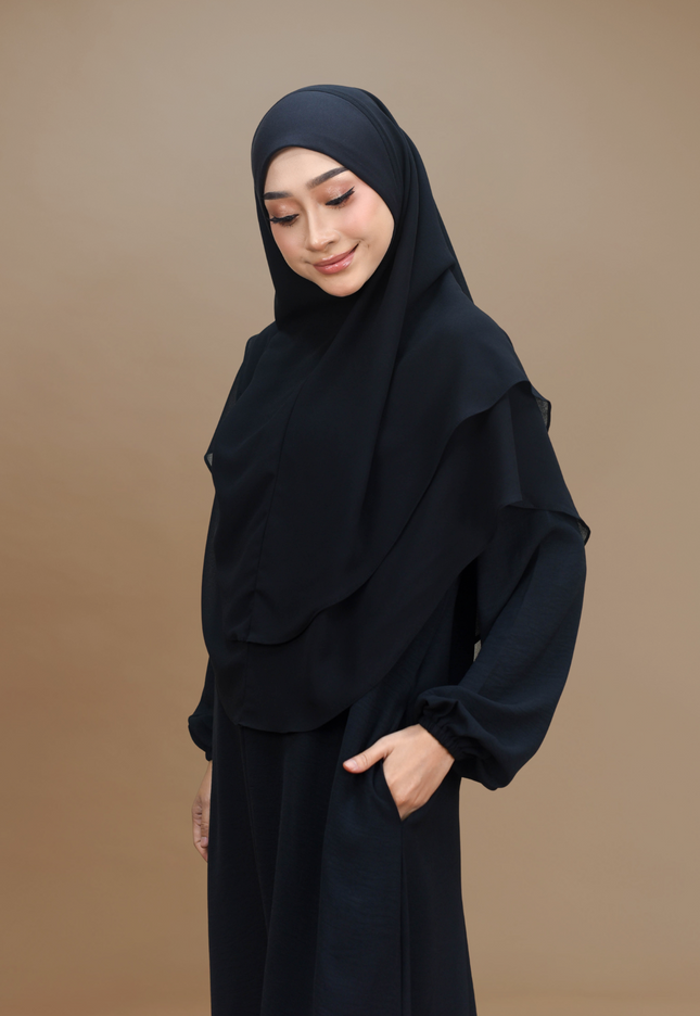 Faraza Zahra Jubah Terus Umrah - Ironless