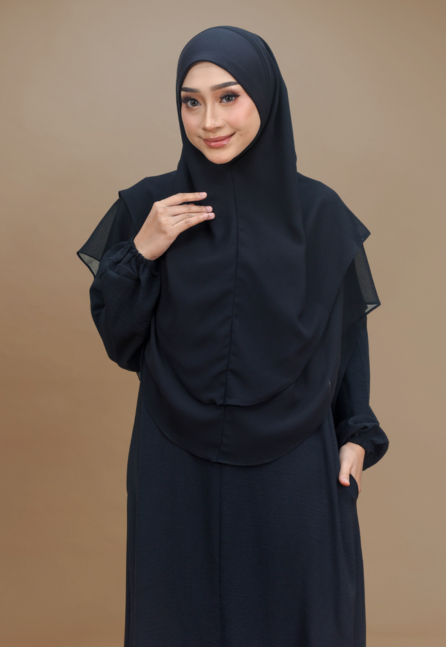 Faraza Zahra Jubah Terus Umrah - Ironless