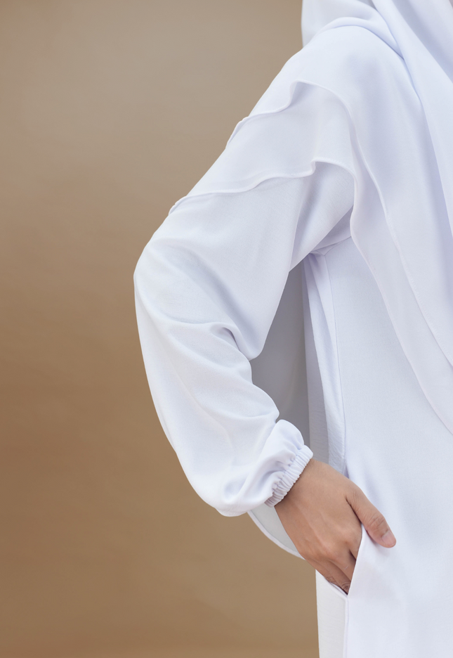 Faraza Zahra Jubah Terus Umrah - Ironless