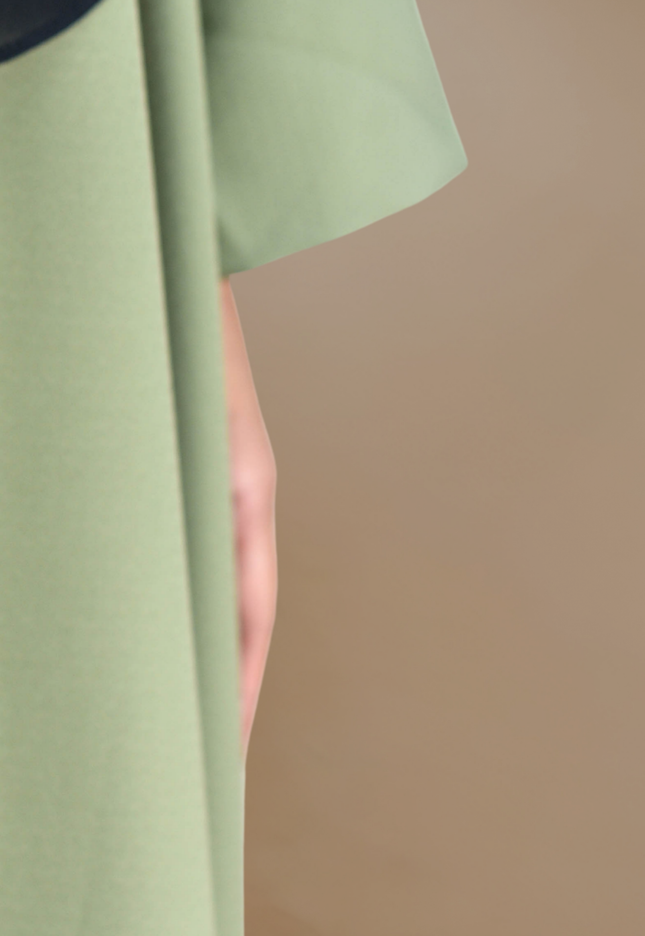 Faraza Zahra Jubah Abaya Umrah - Abaya Safieyah in Moss Green