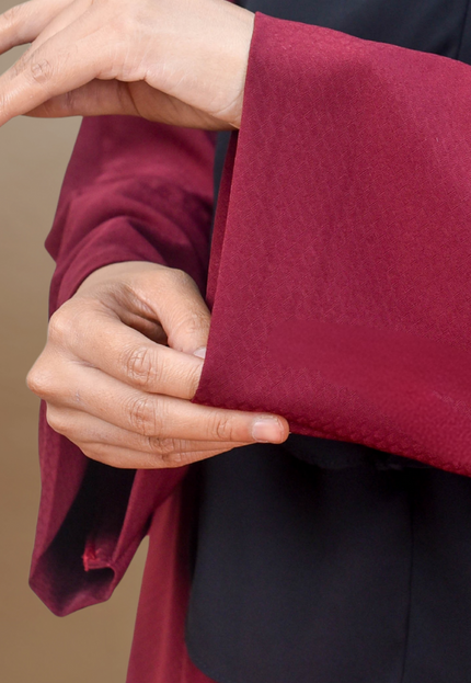 Faraza Zahra Jubah Abaya Umrah - Abaya Safieyah in Maroon