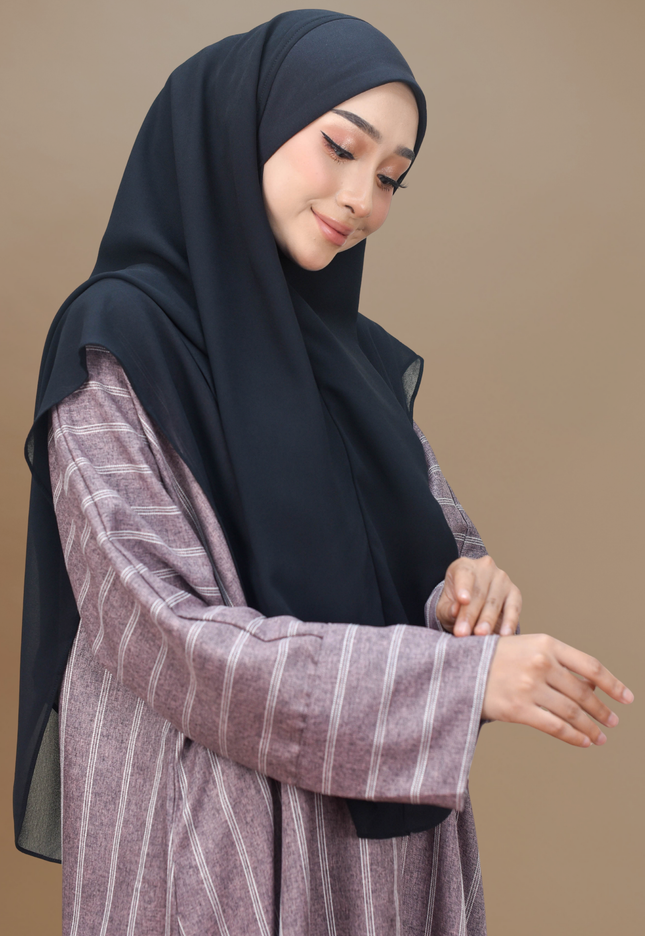 Faraza Zahra Jubah Abaya Umrah - Abaya Sofea in Maroon