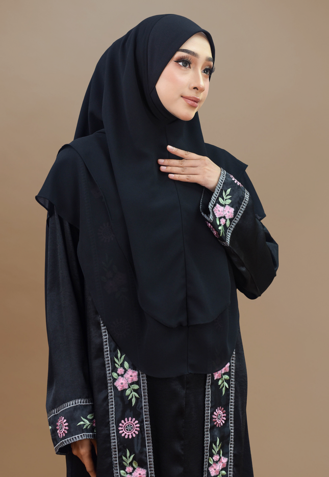 Faraza Zahra Jubah Abaya Umrah - Abaya Salsabilah in Black(Hitam)