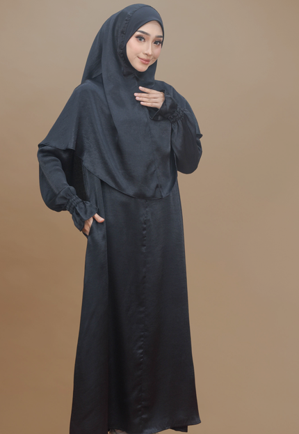 Faraza Zahra Jubah Umrah Muslimah - Set Serra in Black