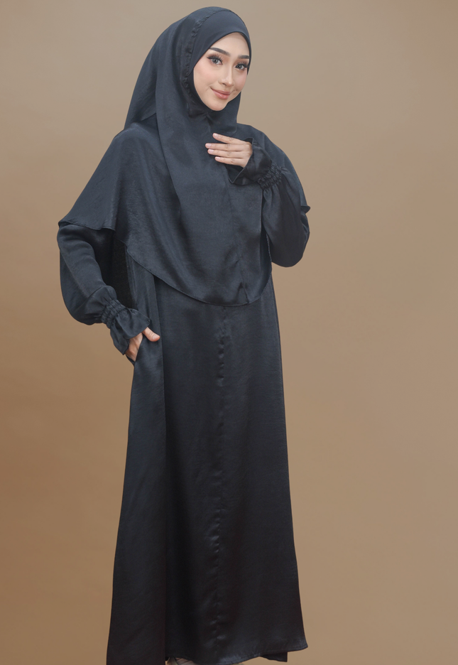Faraza Zahra Jubah Umrah Muslimah - Set Serra in Black