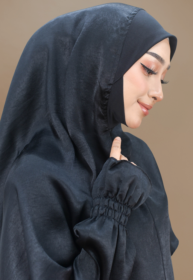Faraza Zahra Jubah Umrah Muslimah - Set Serra in Black