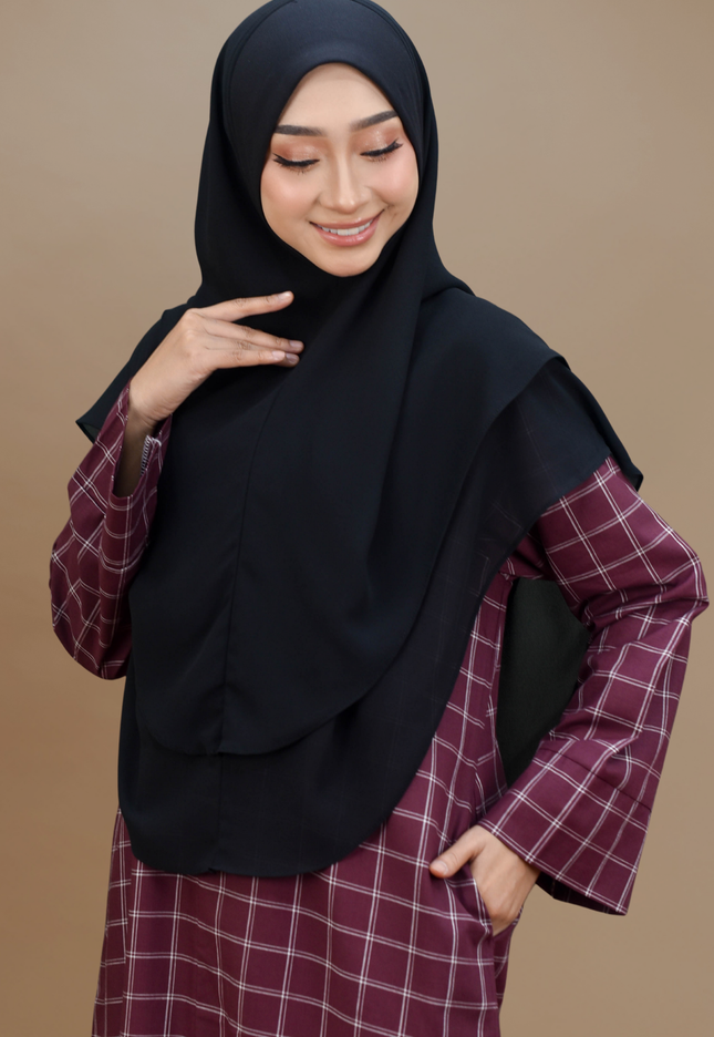 Faraza Zahra Jubah Bahaman Wanita in Burgundy