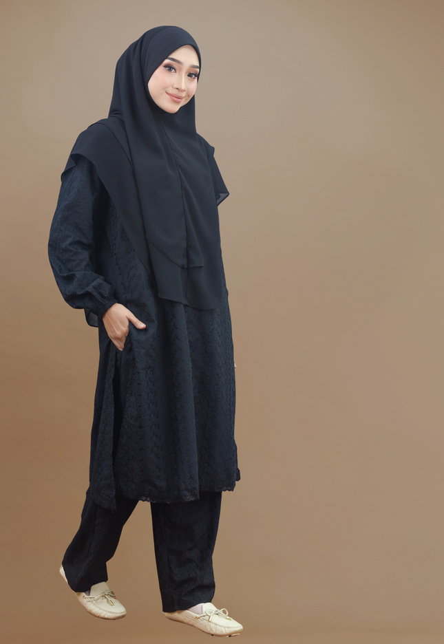 Faraza Zahra Jubah Seluar Umrah - Sulam Penuh