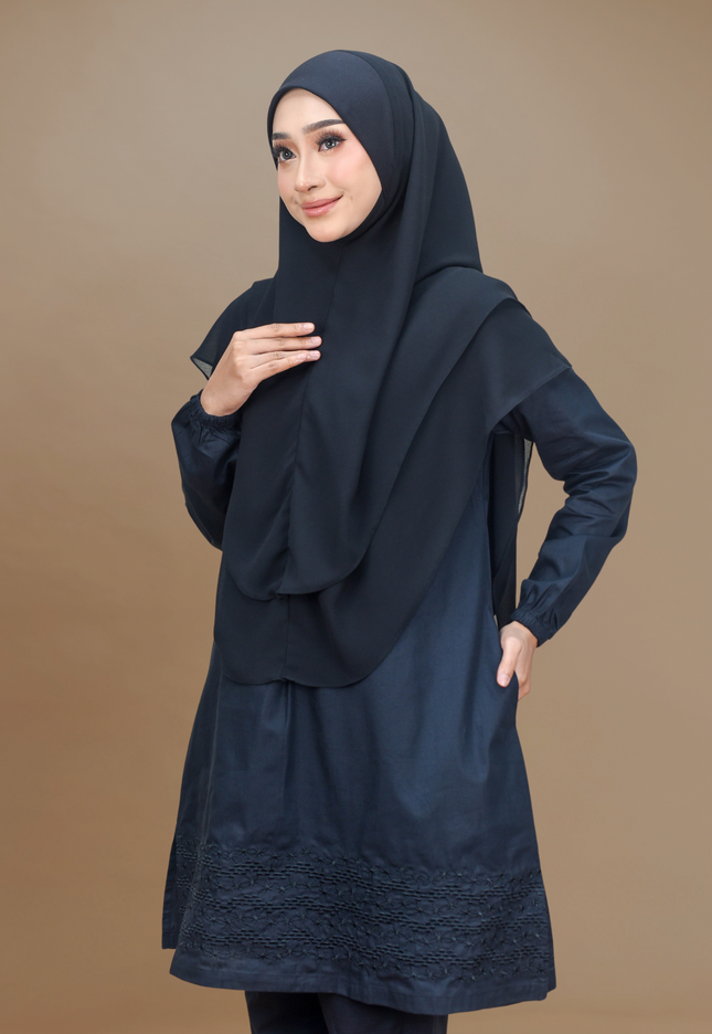 Faraza Zahra Jubah Seluar Umrah Haji -  Sulam Bunga