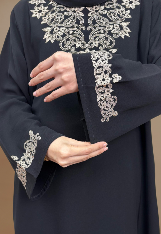 Faraza Zahra Jubah Terus Umrah - Abaya Shakeela