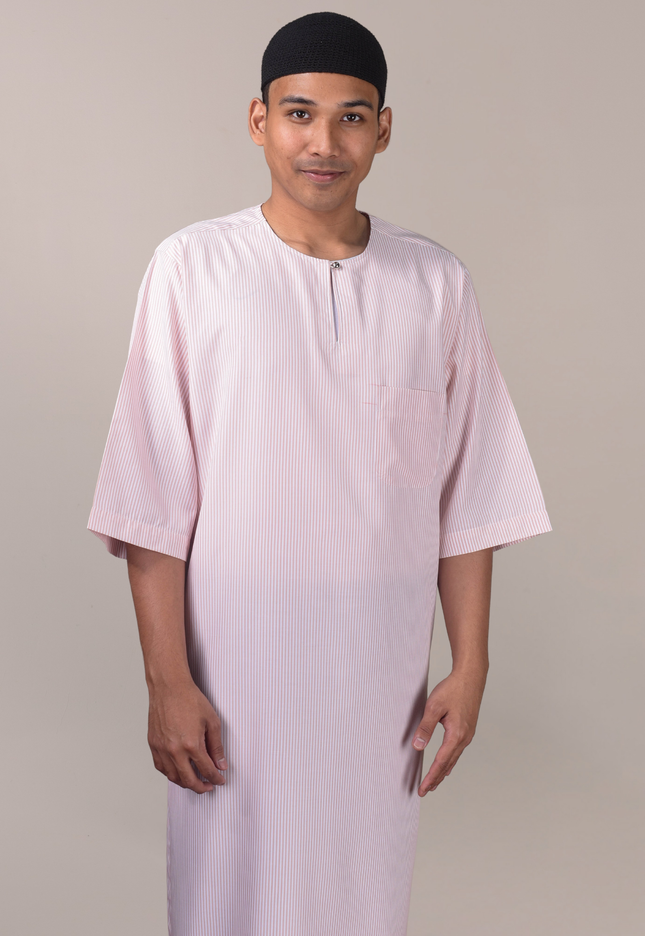Faraza Zahra Jubah Sufyan in Pink