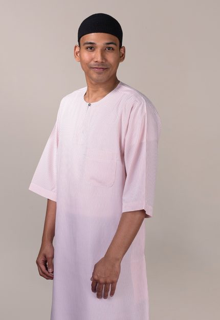Faraza Zahra Jubah Sufyan in Pink