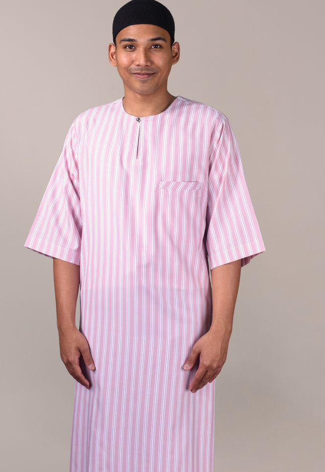 Faraza Zahra Jubah Safwan in Pink