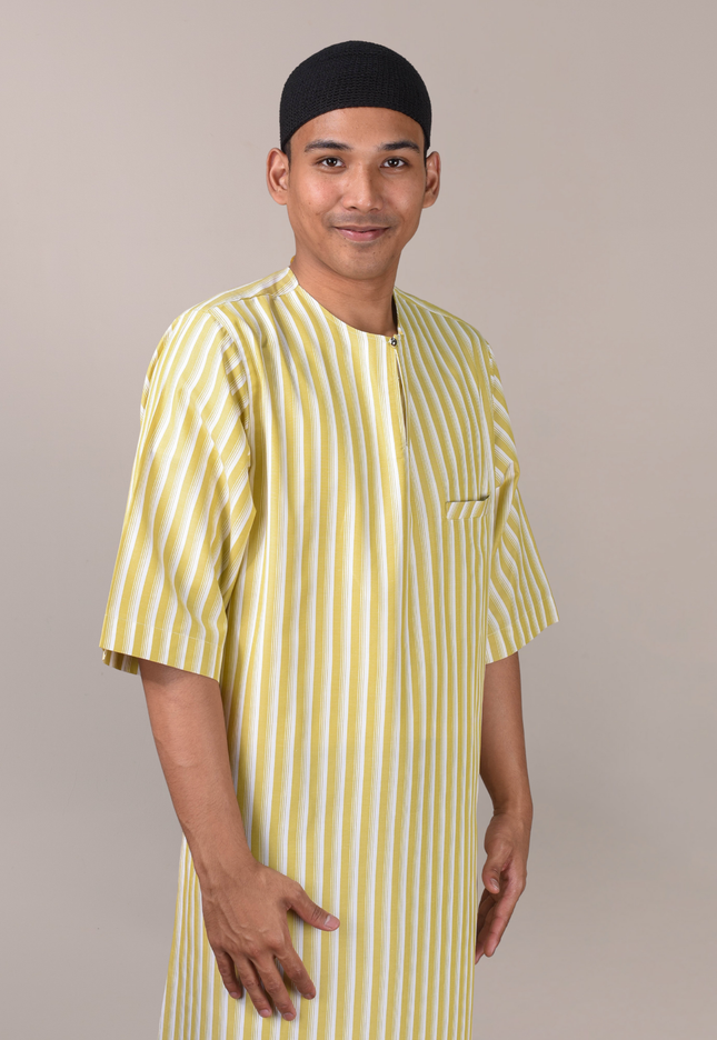Faraza Zahra Jubah Safwan in Mustard