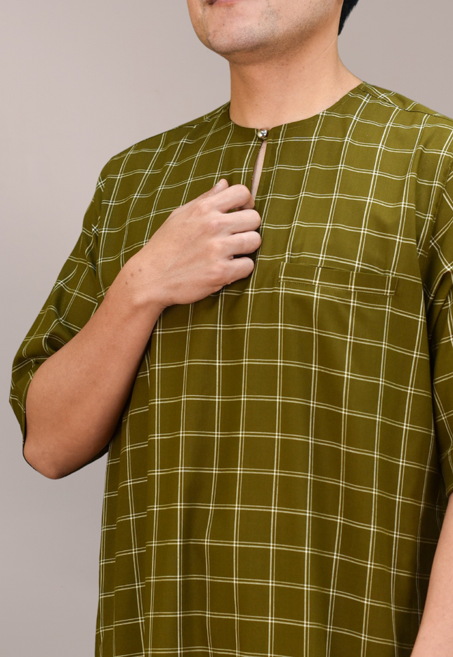 Faraza Zahra Jubah Bahaman in Olive