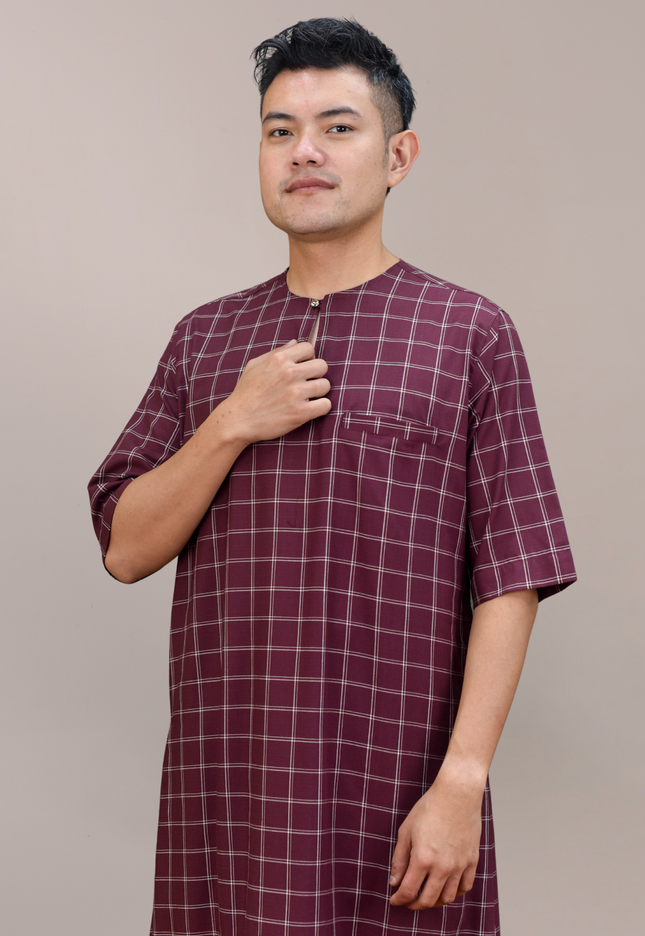 Faraza Zahra Jubah Bahaman in Burgundy
