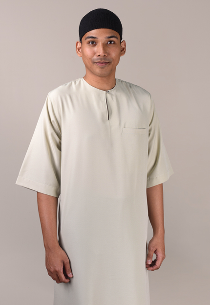 Faraza Zahra Jubah Safir in Nude