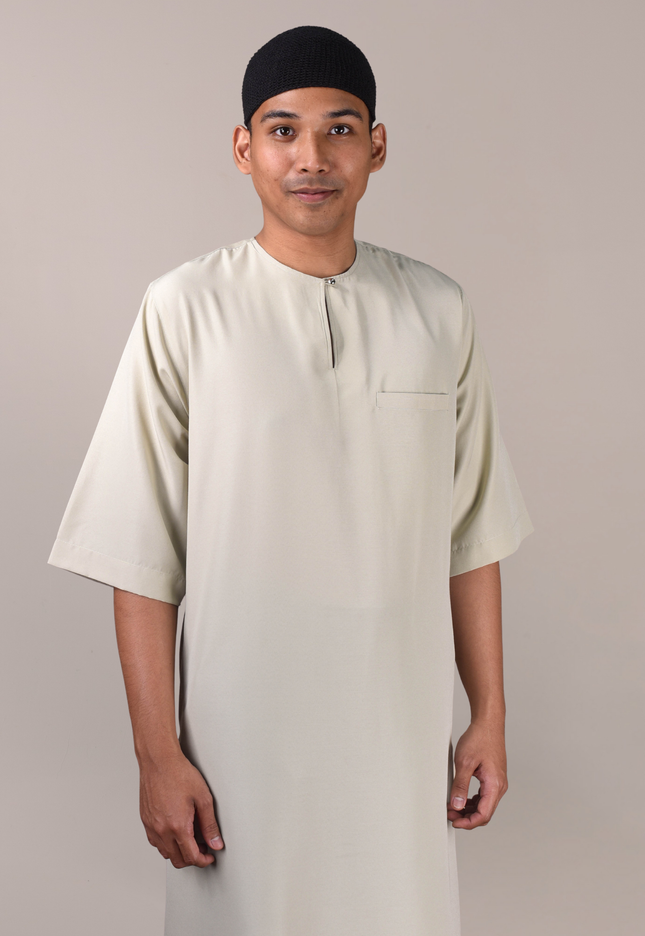 Faraza Zahra Jubah Safir in Nude