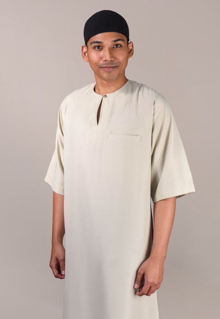 Faraza Zahra Jubah Safir in Nude