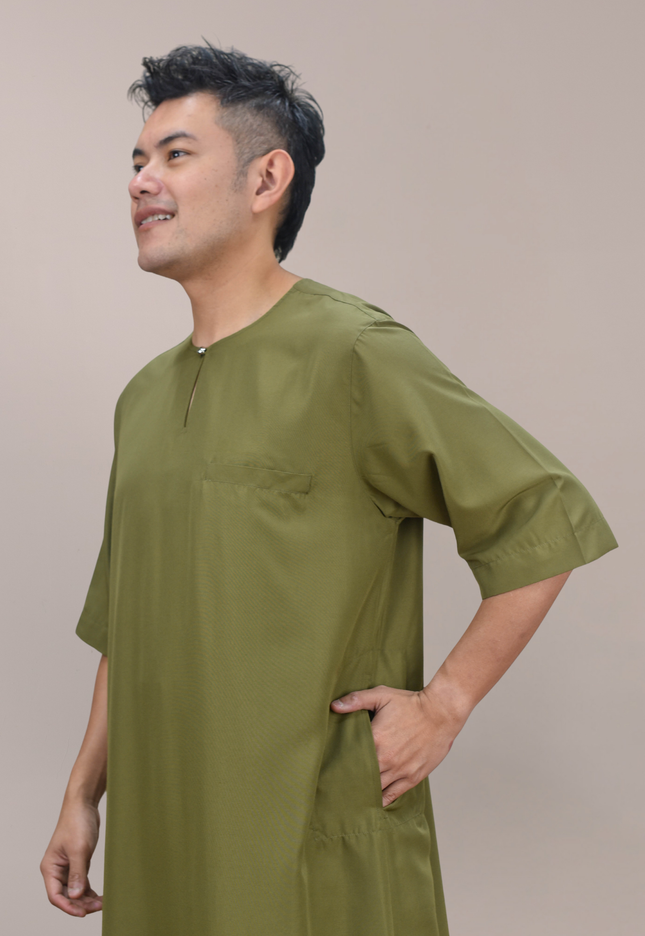 Faraza Zahra Jubah Safir in Olive