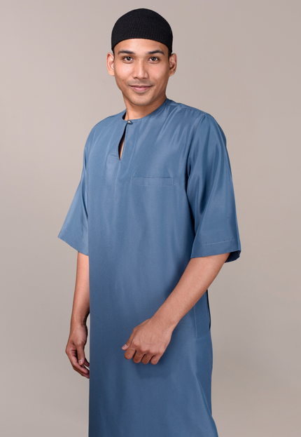 Faraza Zahra Jubah Safir in Turqoise