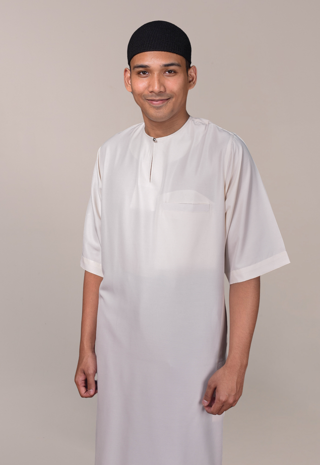 Faraza Zahra Jubah Safir in Beige