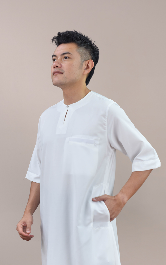Faraza Zahra Jubah Safir in White(Putih)
