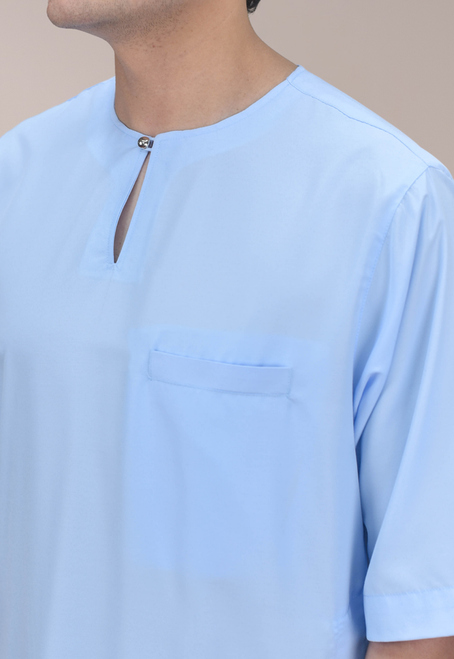 Faraza Zahra Jubah Safir in Soft Blue