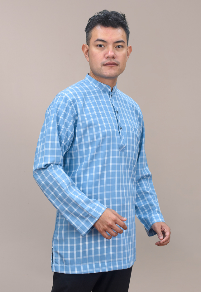 Faraza Zahra Kurta - Bahaman in Soft Blue